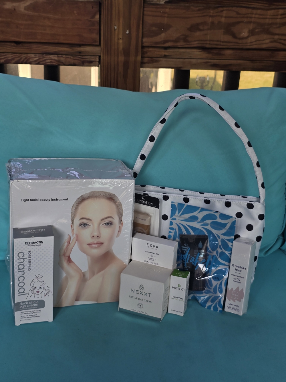 LED Mask Skincare Gift Set with Polka Dot Cosmetic Bag Bundle - 9pc